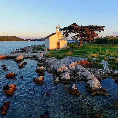 Sea And Sun 파코스탄